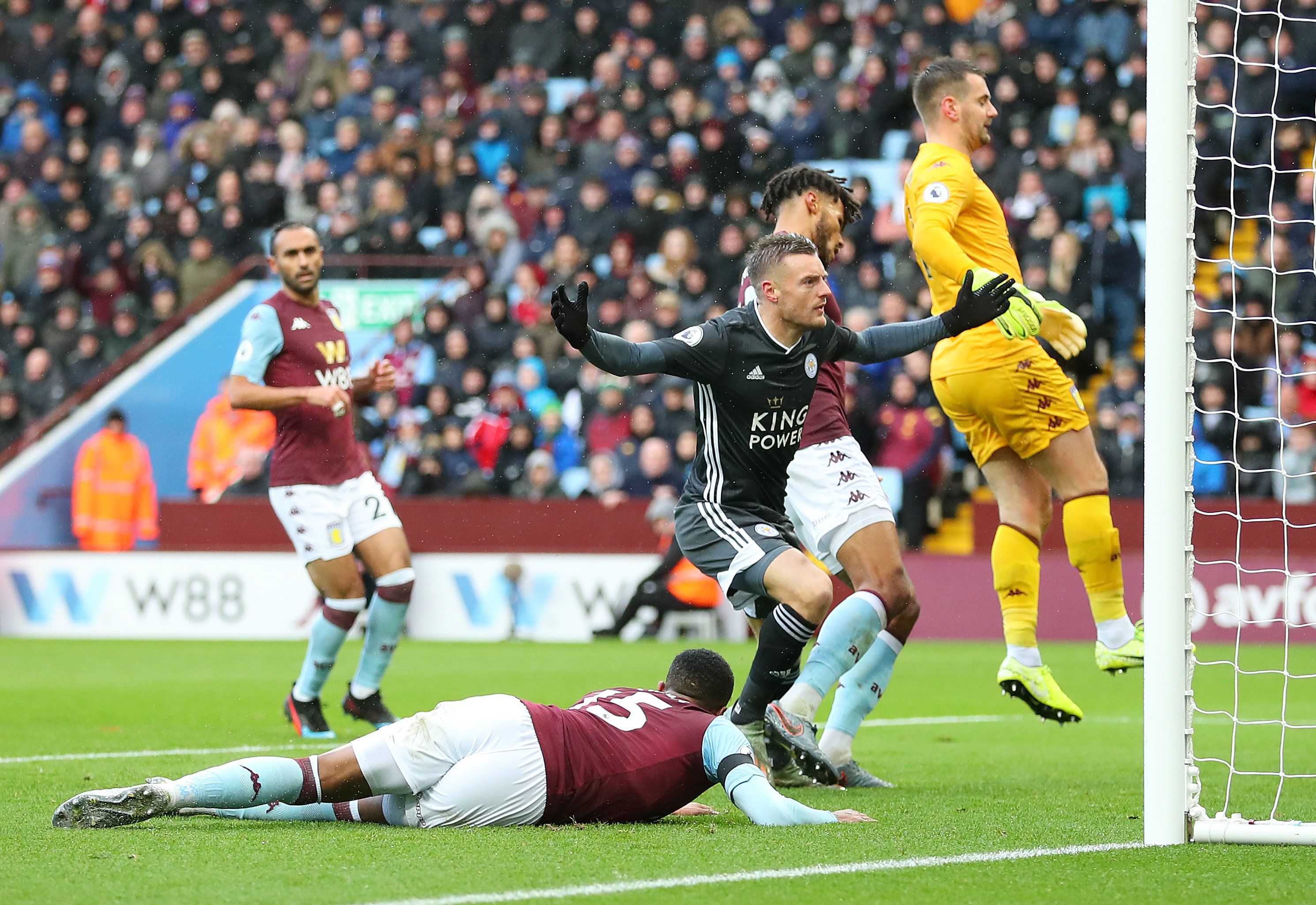 在足球转会 在足球转会